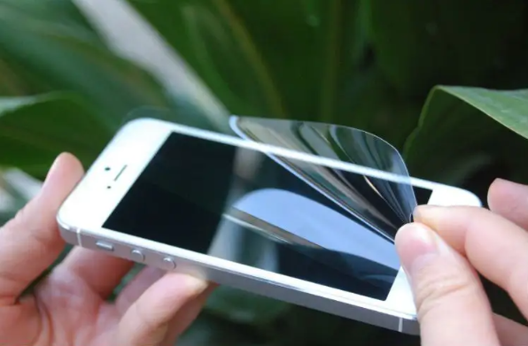 手機防爆膜的作用是什么?防爆膜和鋼化膜的區別是什么?